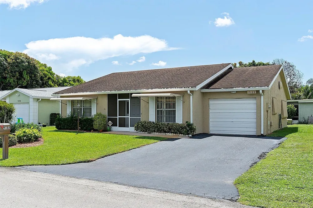 7184 PINE MANOR DRIVE Lake Worth, FL 33467