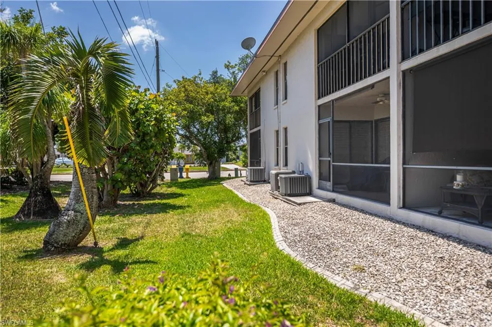 5255 Coronado Parkway #4 Cape Coral, FL 33904