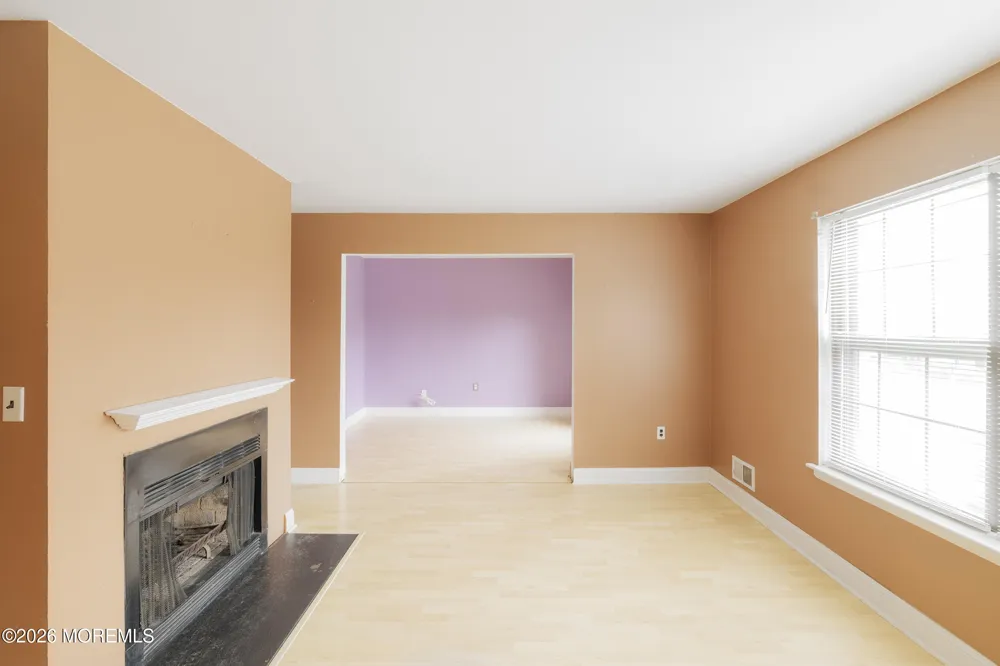 713 Wellington Place Matawan, NJ 07747