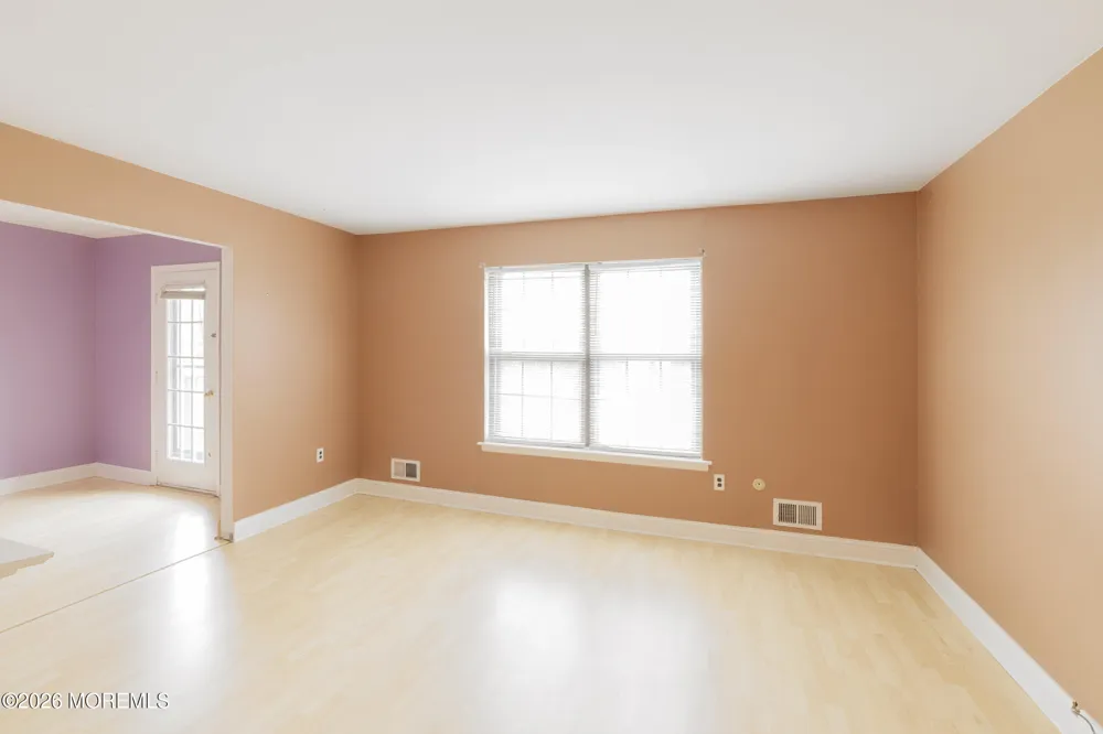 713 Wellington Place Matawan, NJ 07747