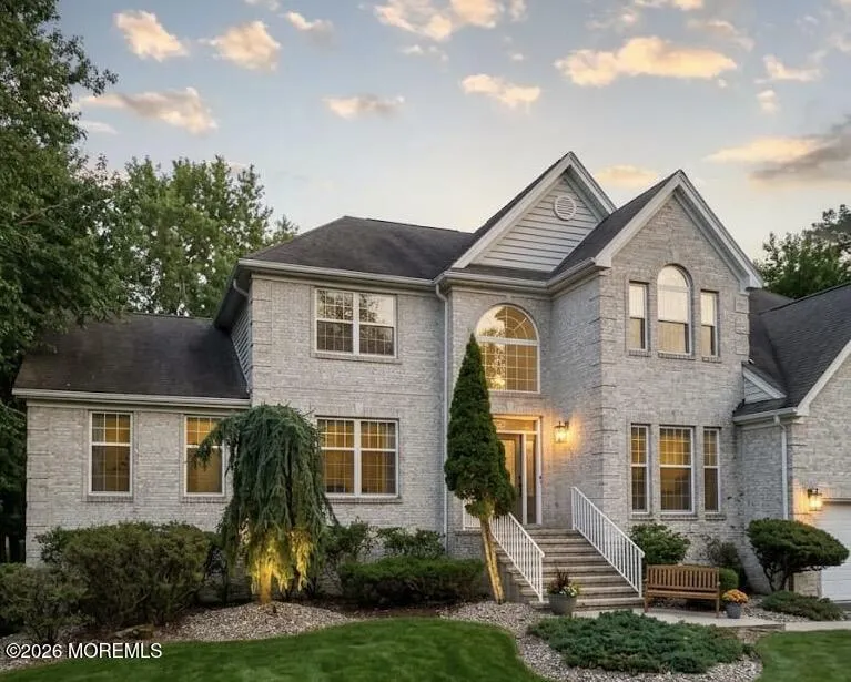 2 Amanda Court Manalapan, NJ 07726