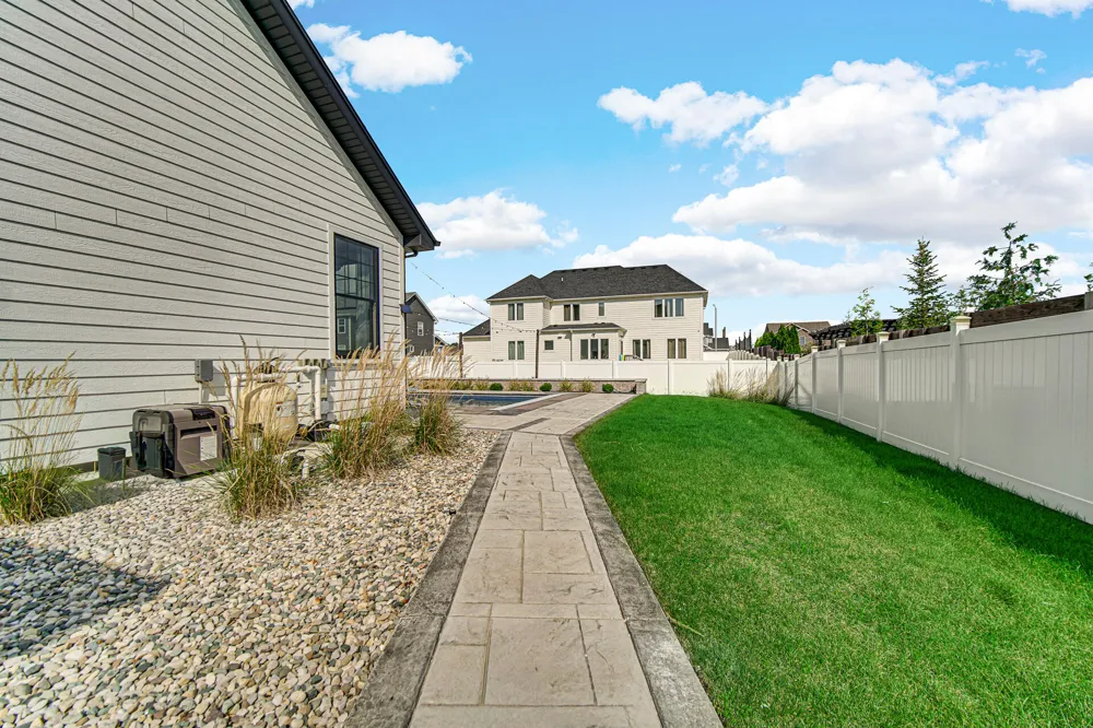 10101 Norwich Drive Munster, IN 46321