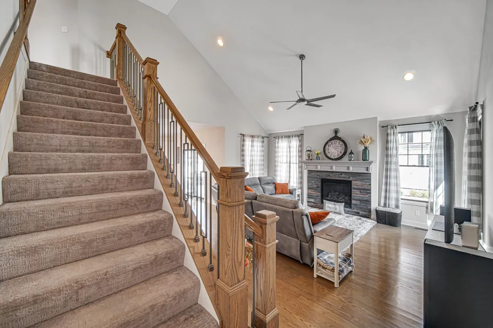 10101 Norwich Drive Munster, IN 46321