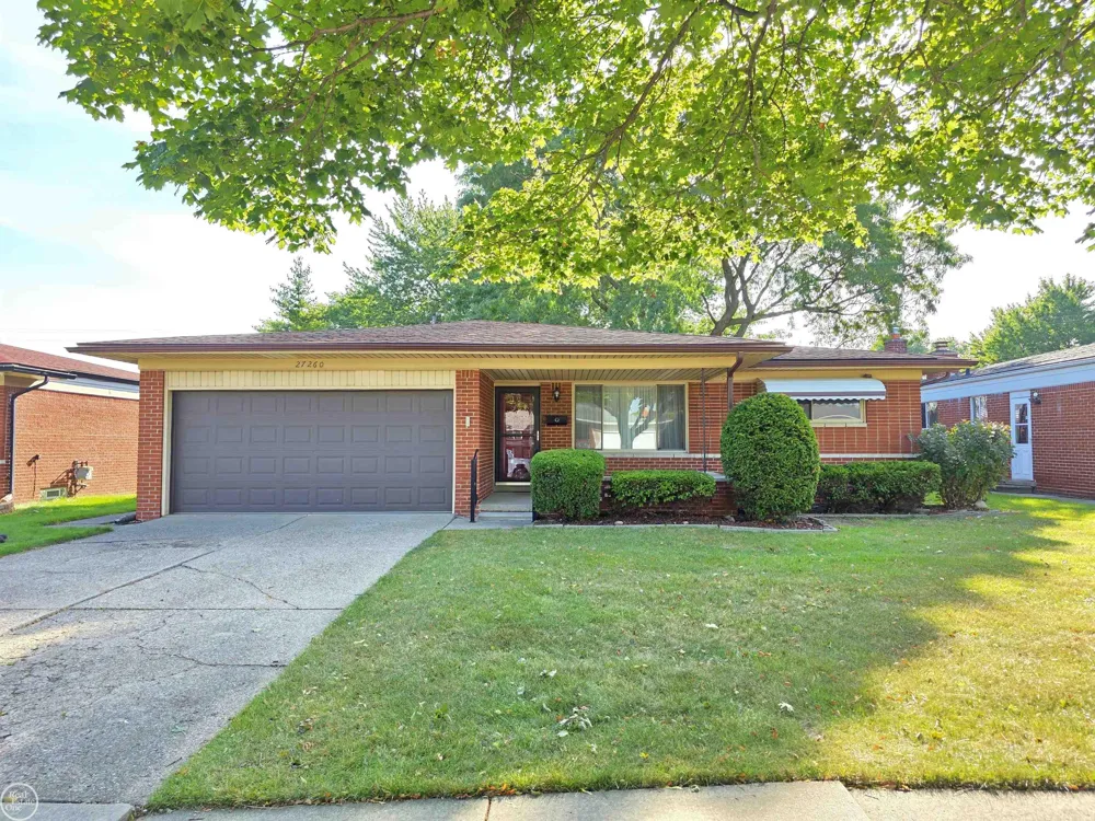 27260 Newport Drive Warren City, MI 48088