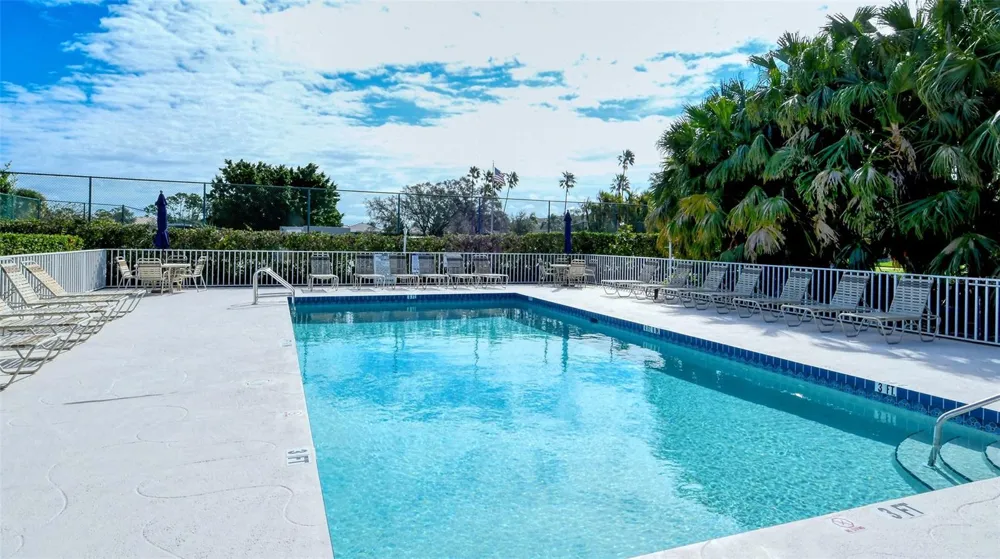 9630 CLUB SOUTH CIRCLE #6309 Sarasota, FL 34238