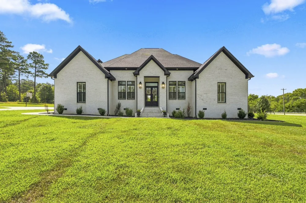 64 Eagle Ridge Ln E Summertown, TN 38483