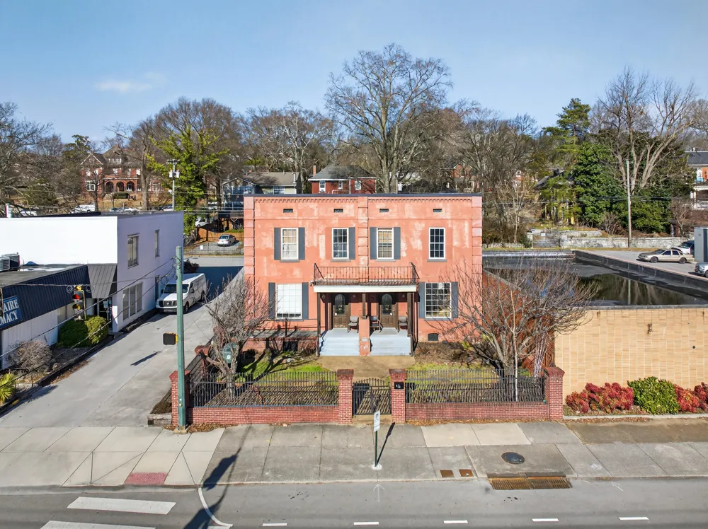823 Mccallie Avenue Chattanooga, TN 37403