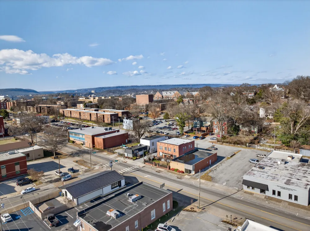 823 Mccallie Avenue Chattanooga, TN 37403