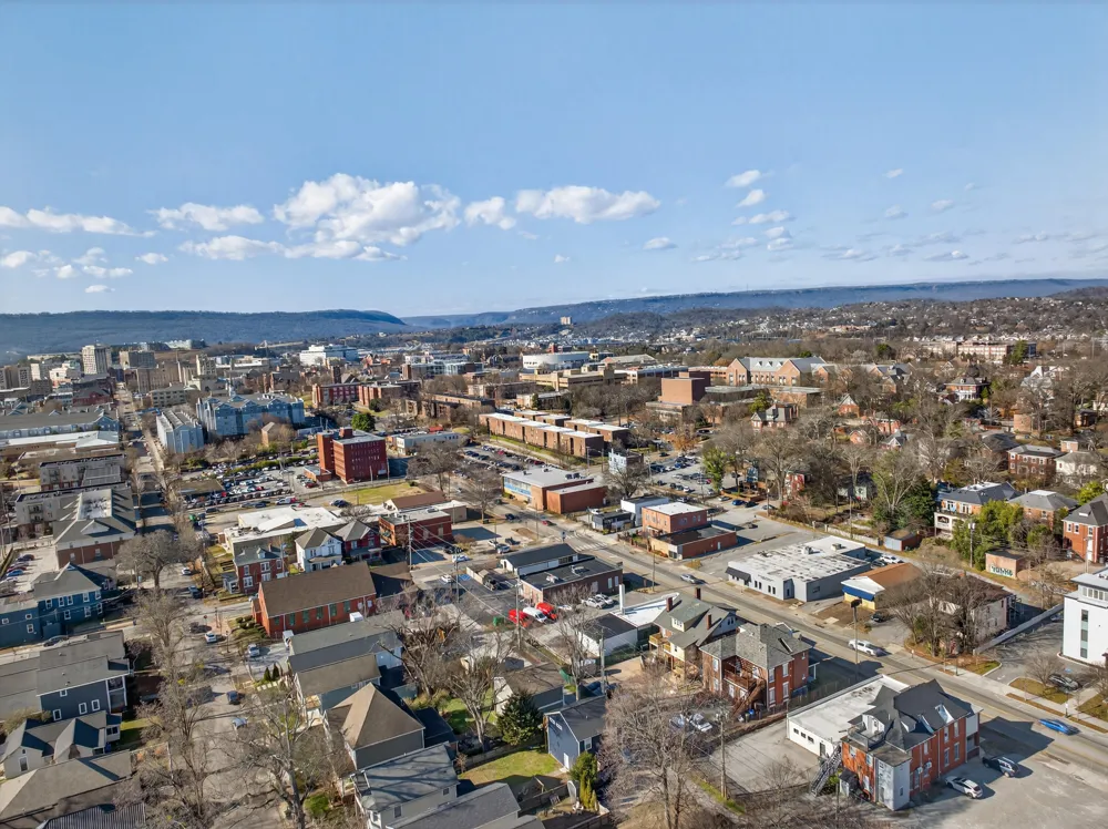 823 Mccallie Avenue Chattanooga, TN 37403