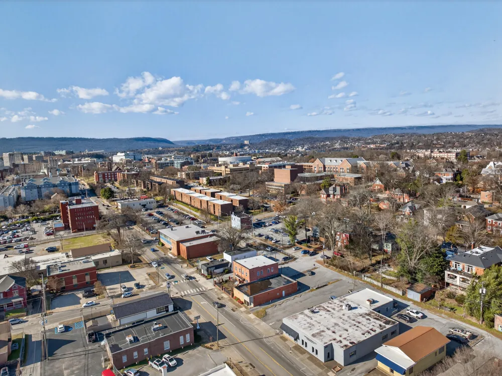823 Mccallie Avenue Chattanooga, TN 37403
