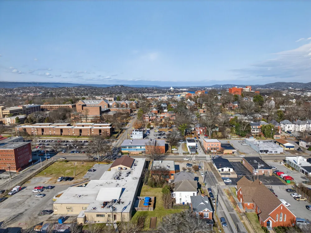 823 Mccallie Avenue Chattanooga, TN 37403