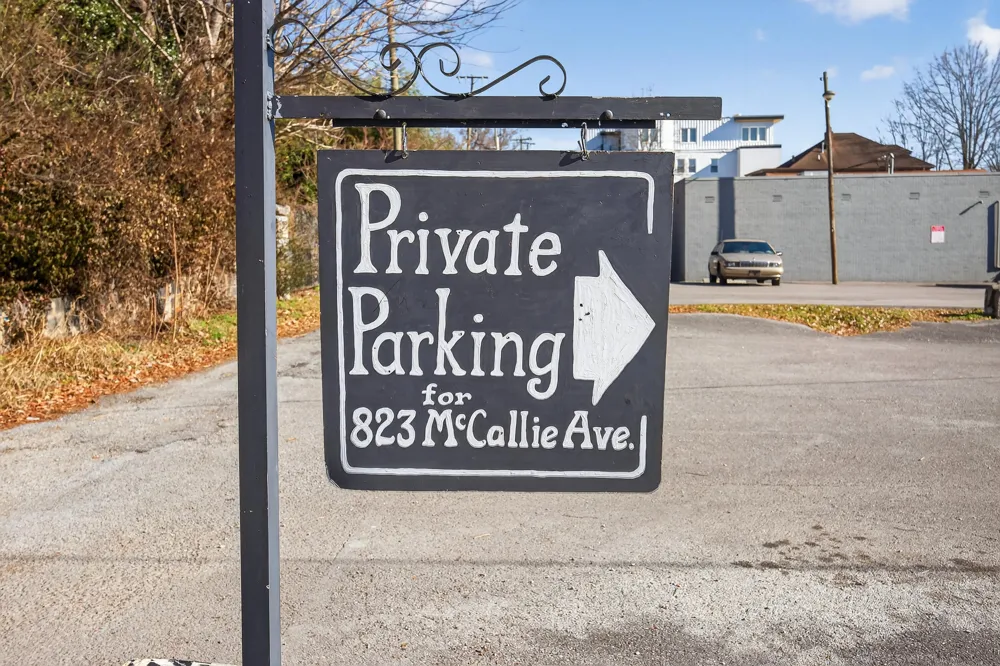 823 Mccallie Avenue Chattanooga, TN 37403