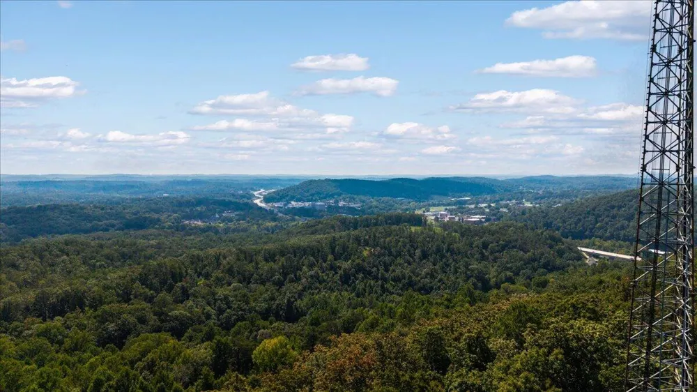 5335 Spalding Drive Ooltewah, TN 37363
