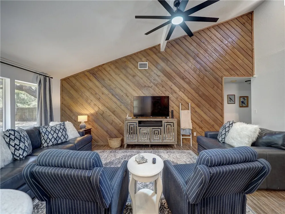 109 Wehring Lane Ingleside, TX 78362