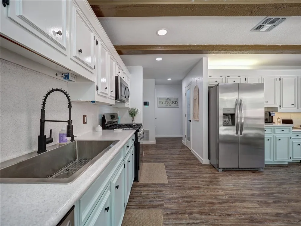 109 Wehring Lane Ingleside, TX 78362