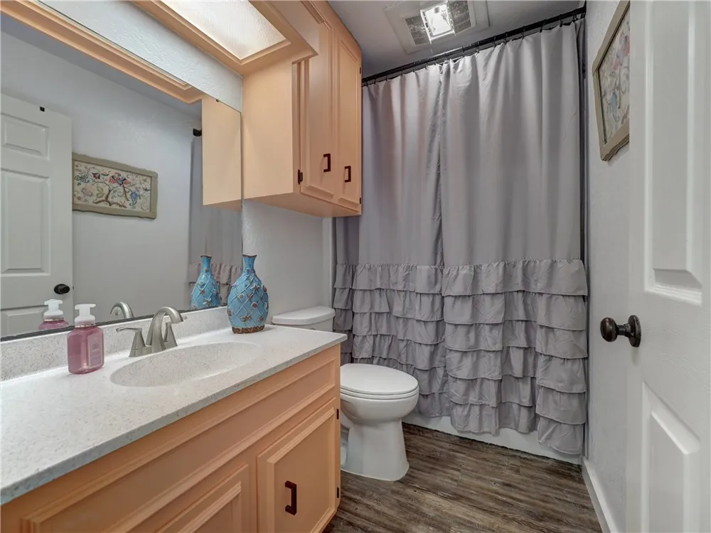 109 Wehring Lane Ingleside, TX 78362