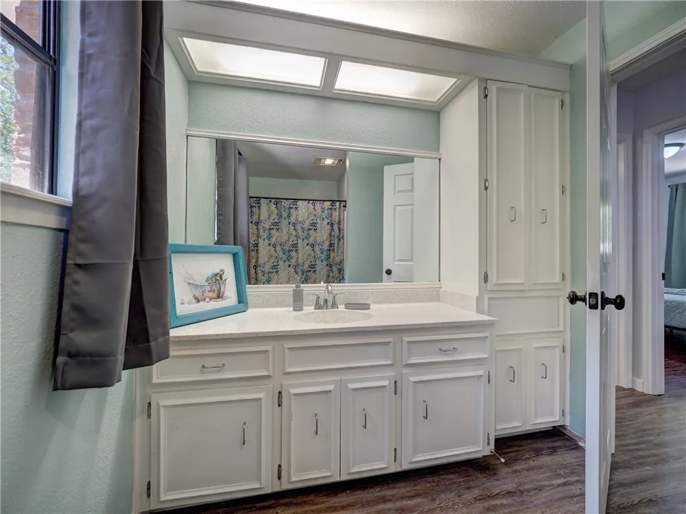 109 Wehring Lane Ingleside, TX 78362