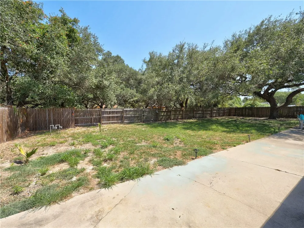 109 Wehring Lane Ingleside, TX 78362