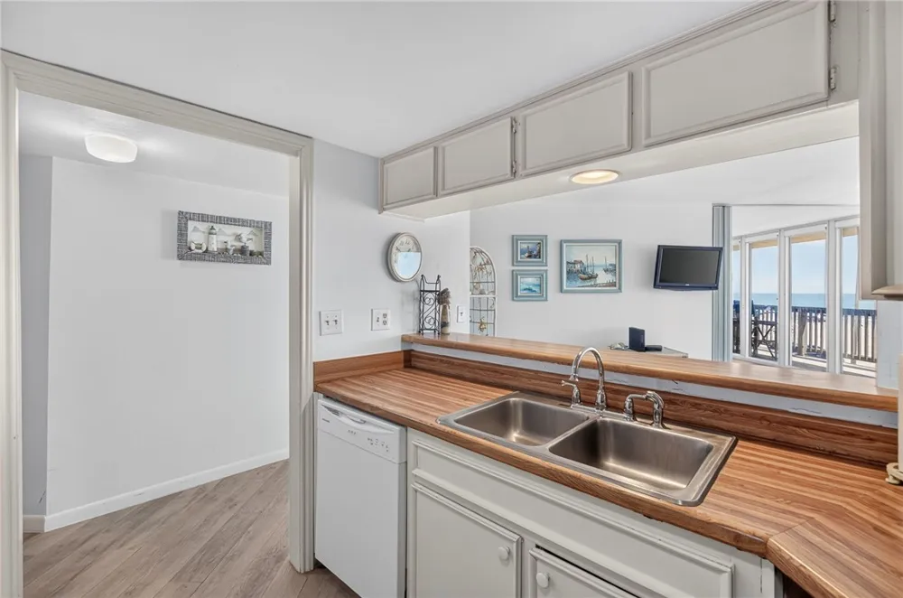 15002 WINDWARD DRIVE #202 Corpus Christi, TX 78418