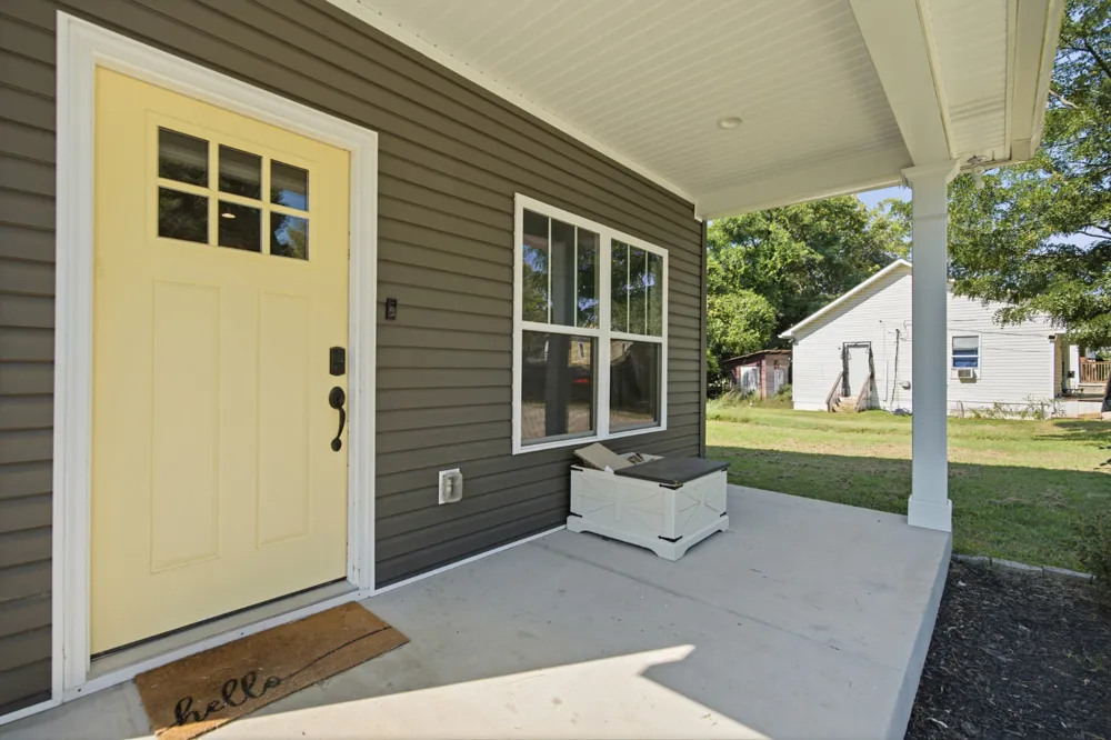 201 16th Ave E Springfield, TN 37172