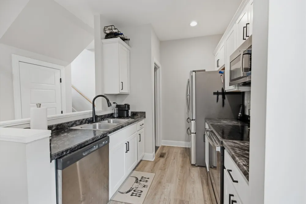 201 16th Ave E Springfield, TN 37172