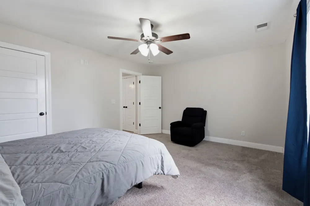 201 16th Ave E Springfield, TN 37172