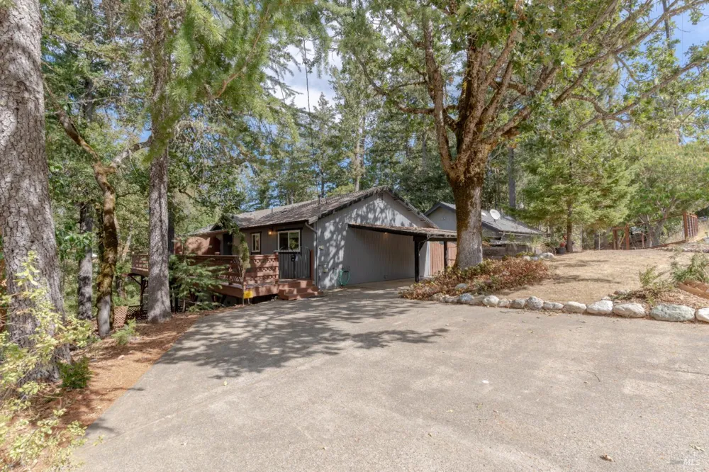 26760 Oriole Drive Willits, CA 95490