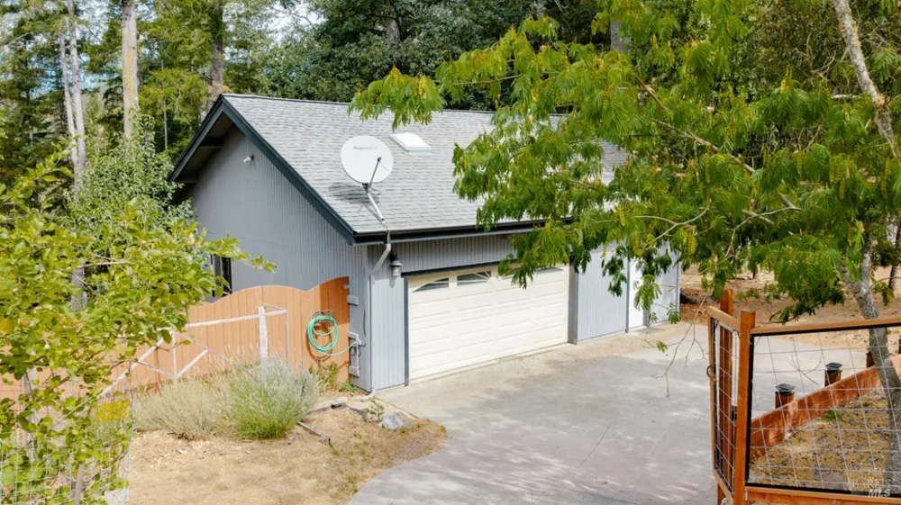 26760 Oriole Drive Willits, CA 95490