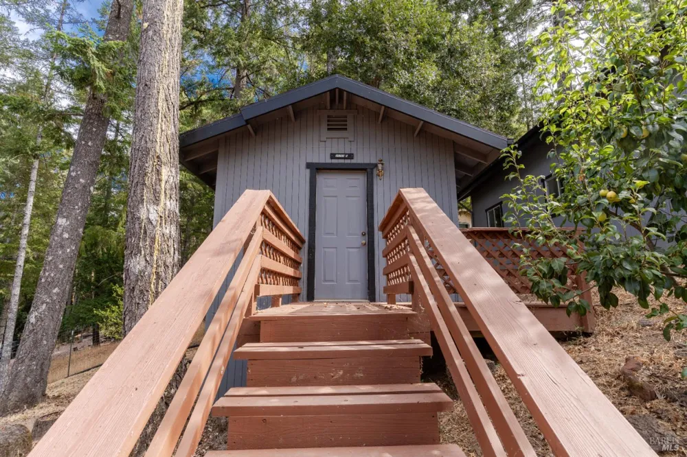 26760 Oriole Drive Willits, CA 95490