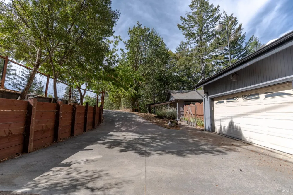 26760 Oriole Drive Willits, CA 95490