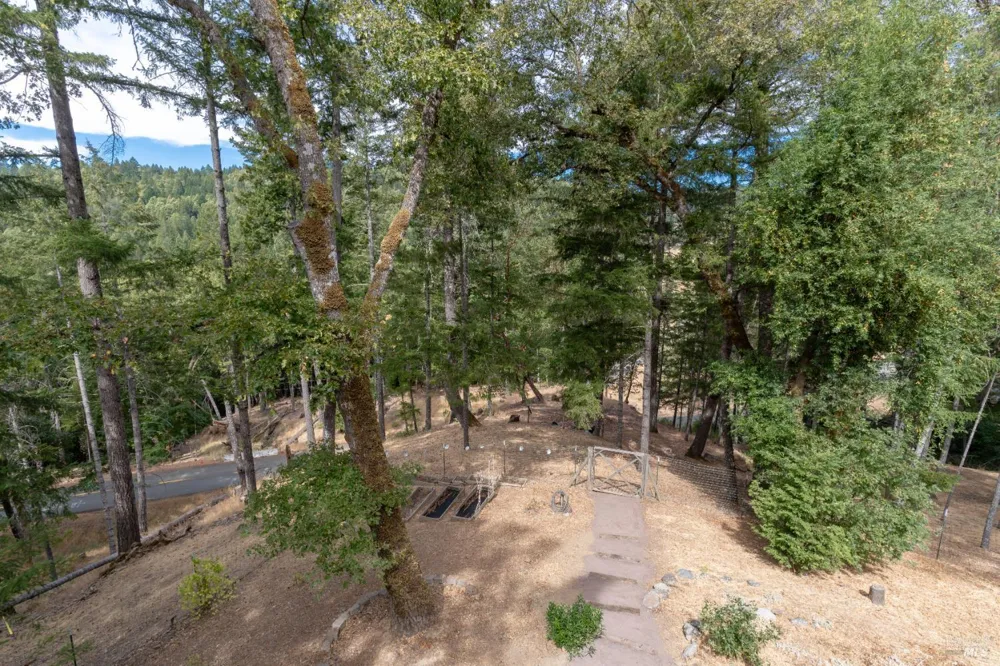26760 Oriole Drive Willits, CA 95490