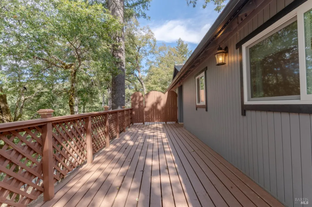 26760 Oriole Drive Willits, CA 95490