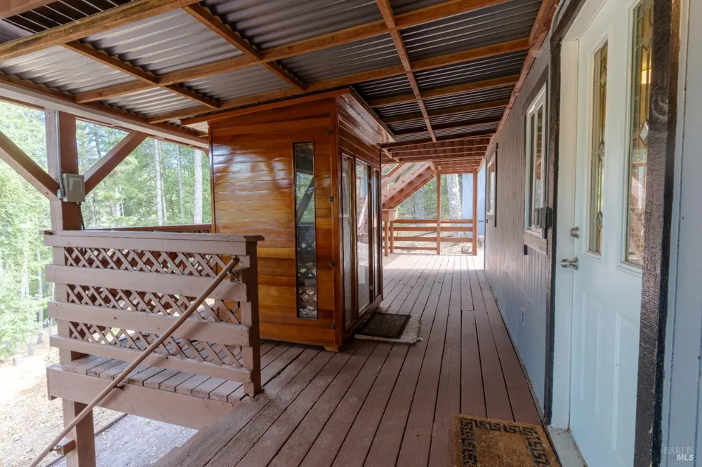 26760 Oriole Drive Willits, CA 95490