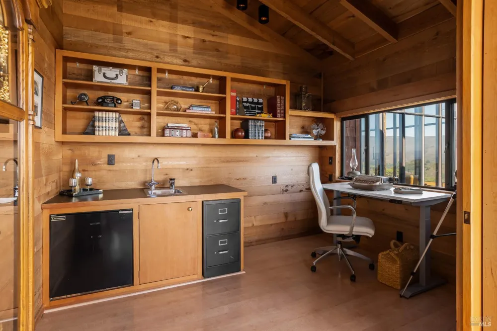 79 Seacape Drive Muir Beach, CA 94965