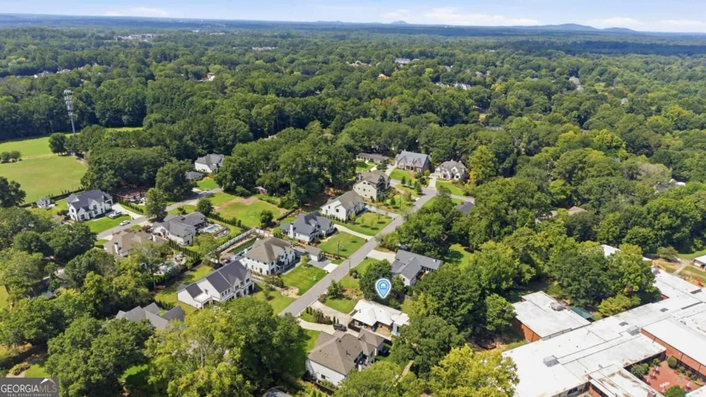 211 Brooke DR Alpharetta, GA 30009
