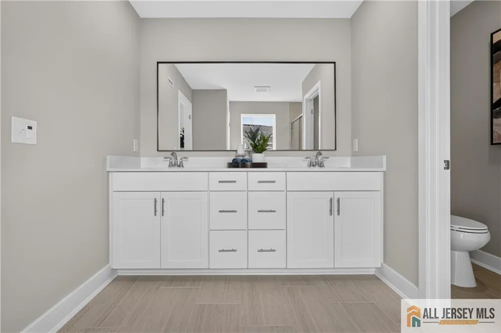 53 Bellan Drive South Brunswick, NJ 08852