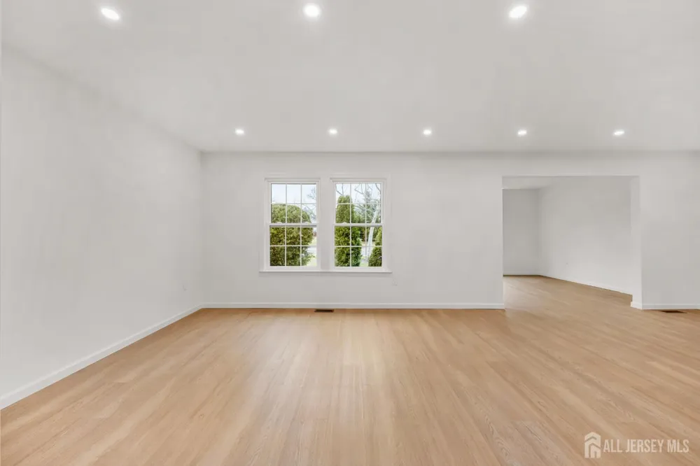 29 Hillsborough Drive #B Monroe, NJ 08831