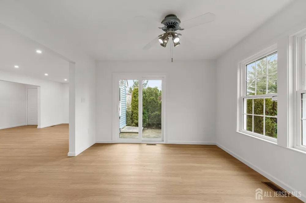 29 Hillsborough Drive #B Monroe, NJ 08831