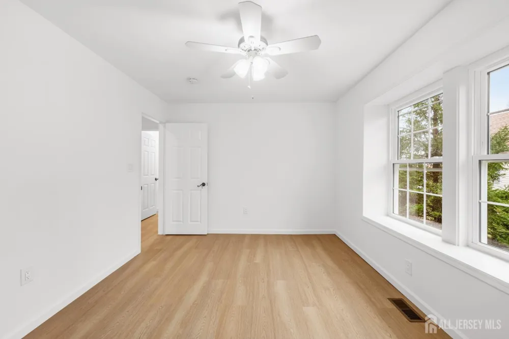 29 Hillsborough Drive #B Monroe, NJ 08831