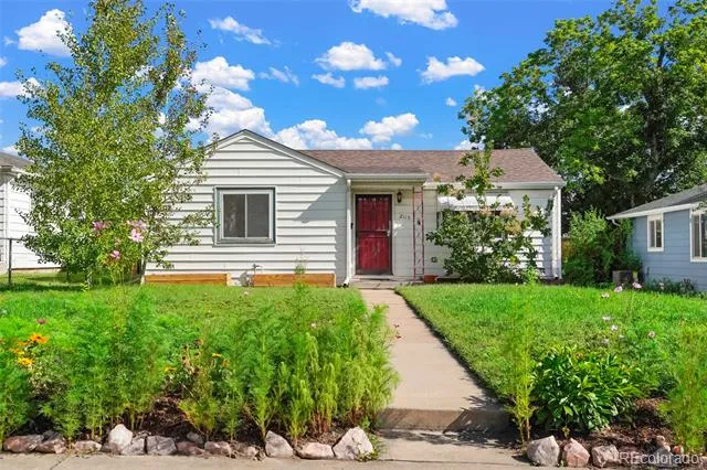 2115 W Elk Place Denver, CO 80211
