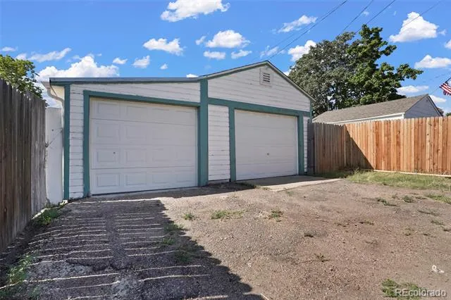 2115 W Elk Place Denver, CO 80211