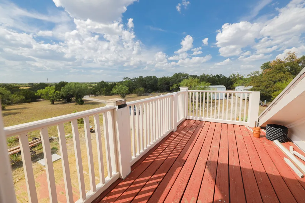 109 County Road 176 Ovalo, TX 79541