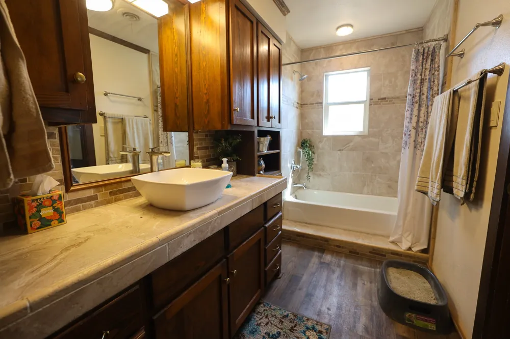 109 County Road 176 Ovalo, TX 79541