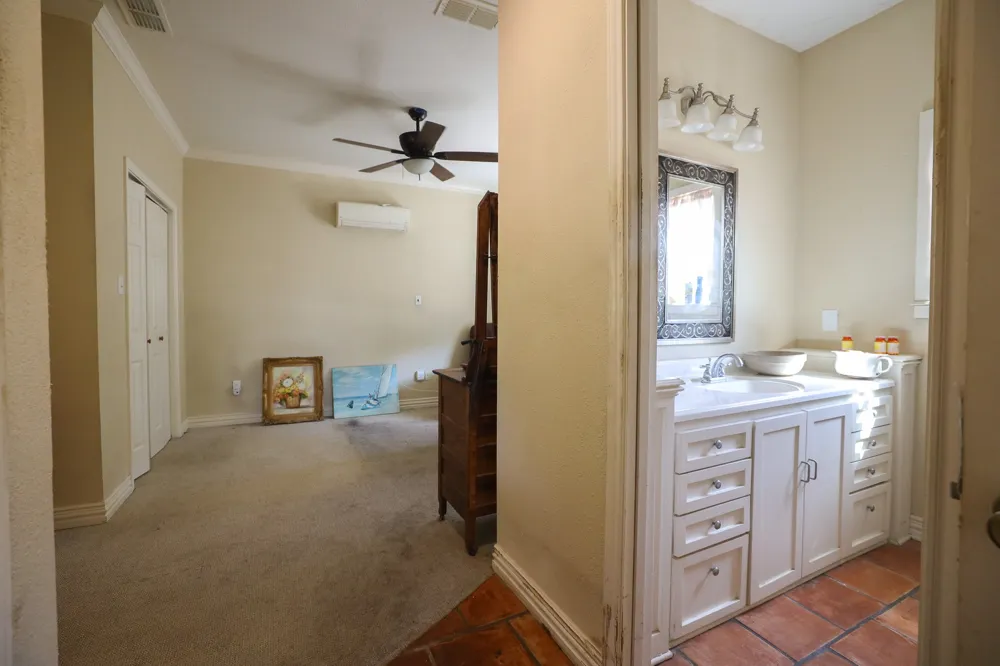 109 County Road 176 Ovalo, TX 79541