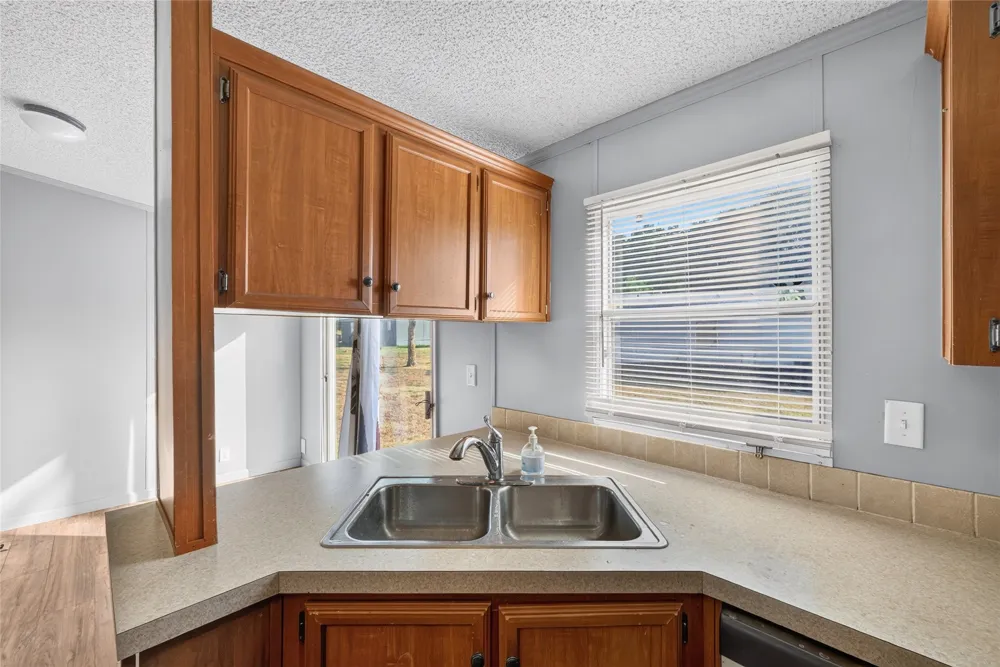1341 Flying L Lane #11 Mansfield, TX 76063