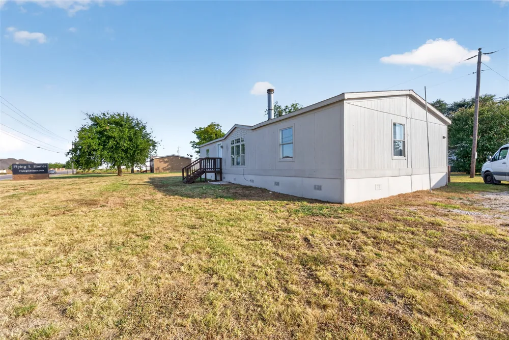 1341 Flying L Lane #11 Mansfield, TX 76063