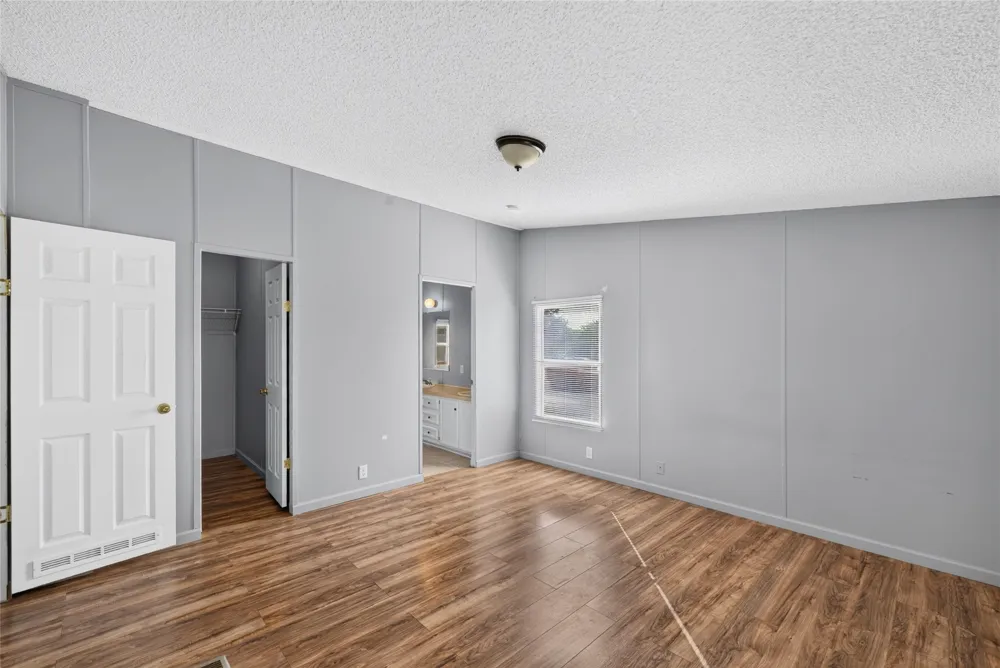 1341 Flying L Lane #11 Mansfield, TX 76063