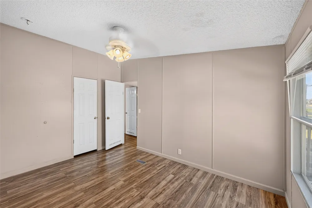1341 Flying L Lane #11 Mansfield, TX 76063