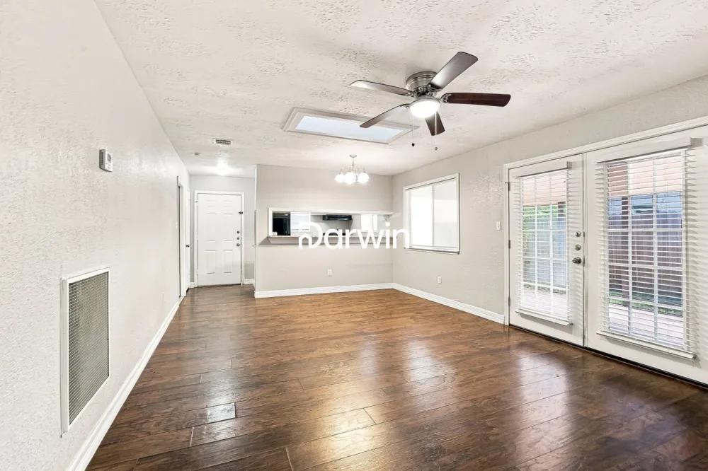 1379 Dell Dale Street Channelview, TX 77530