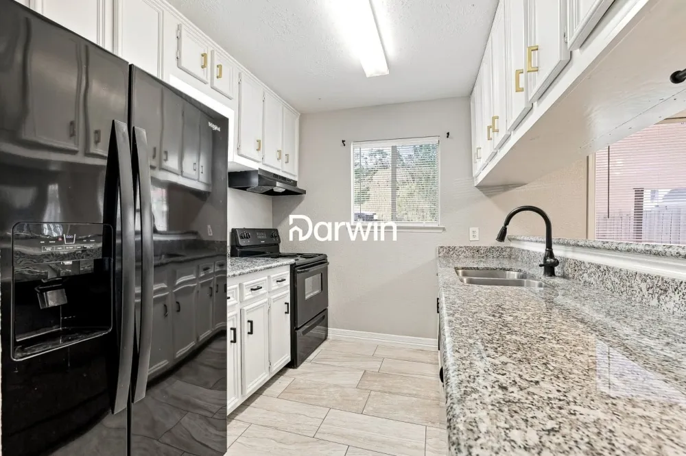 1379 Dell Dale Street Channelview, TX 77530